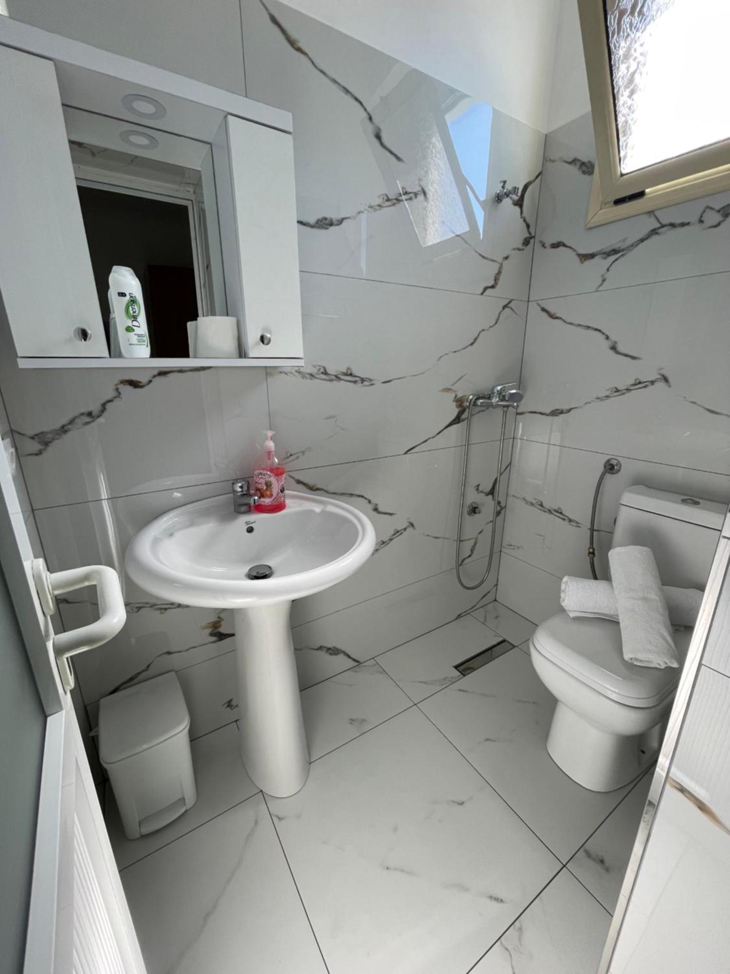 Apartamento Kristeo Vlorë Exterior foto