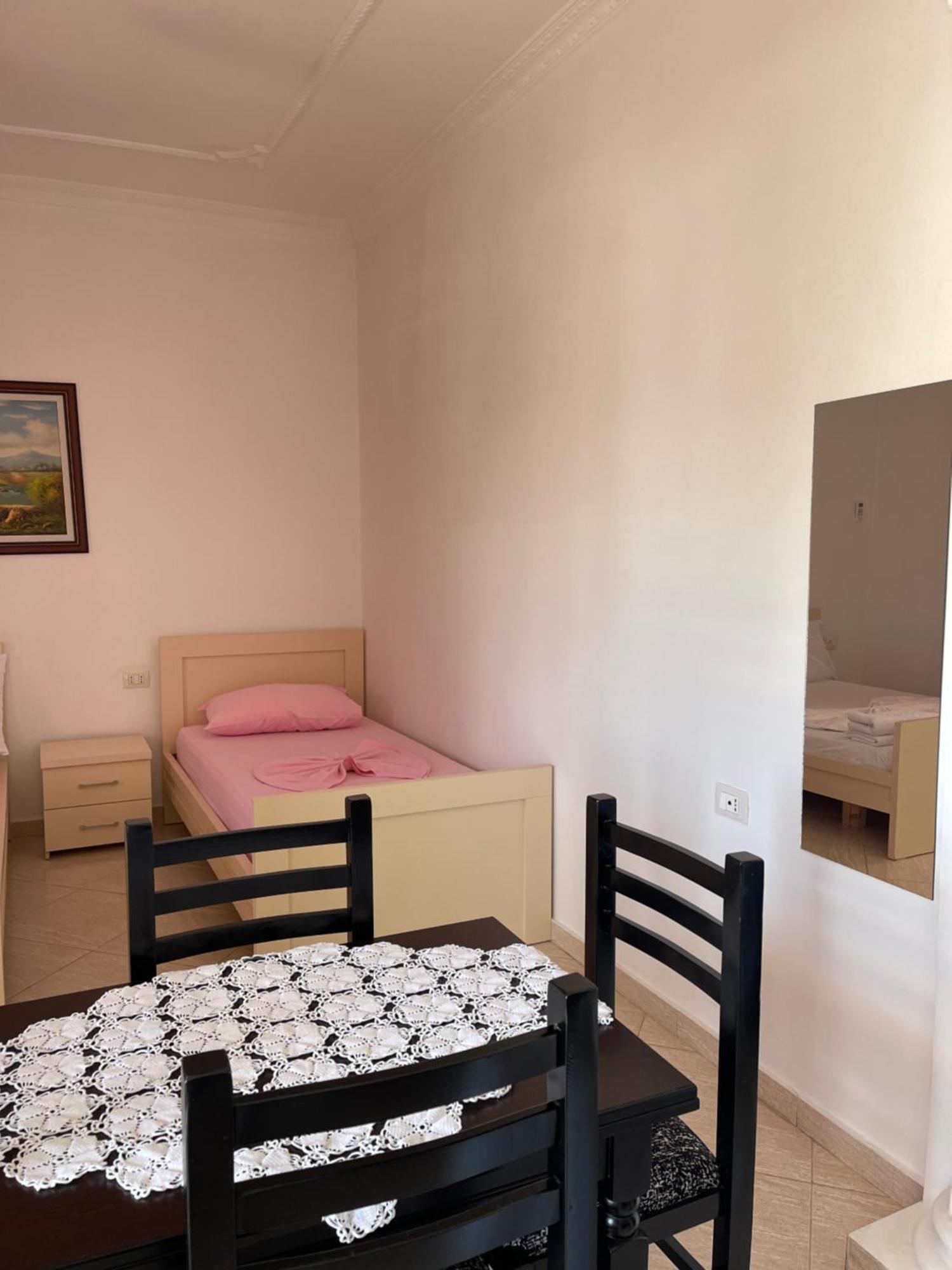 Apartamento Kristeo Vlorë Exterior foto